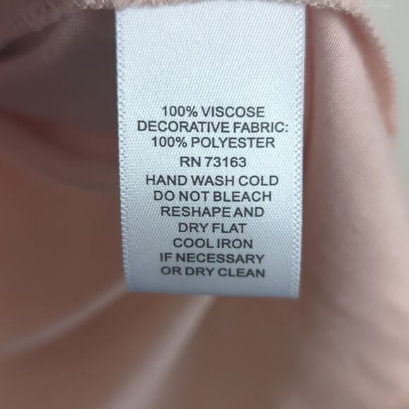 Soft Pink Viscose Pullover Top with Embroidered Panel Women's Size Medium - Picture 4 of 10